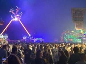 Deutsch-Amerikanisches Volksfest Grafenwöhr 2024 - Fahrgeschäfte.