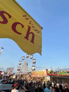 Deutsch-Amerikanisches Volksfest Grafenwöhr 2024 - Fahrgeschäfte.